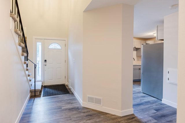 101 Canabury Court, Little Canada, MN 55117