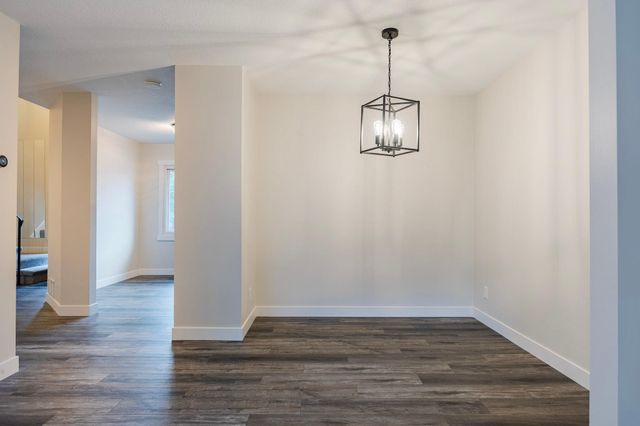 101 Canabury Court, Little Canada, MN 55117