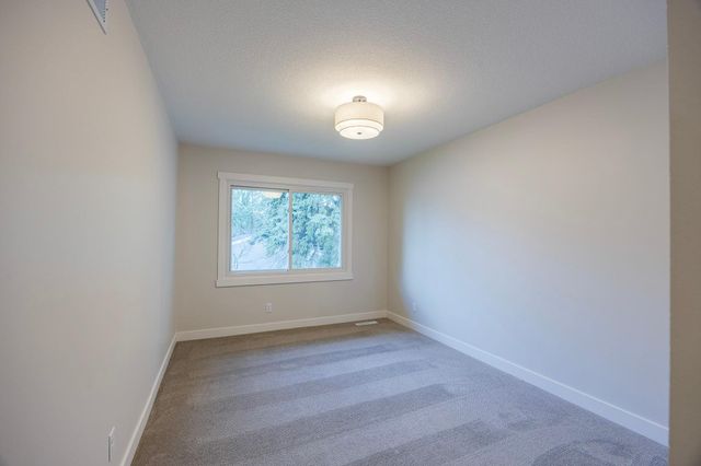 101 Canabury Court, Little Canada, MN 55117