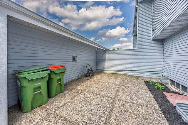 101 Canabury Court, Little Canada, MN 55117