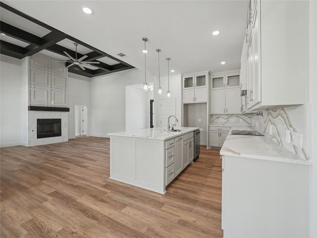 328 Slimp Bluff Avenue, Azle, TX 76020
