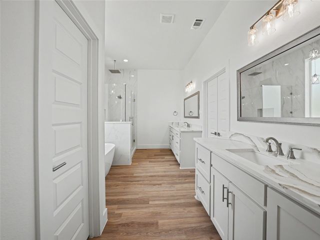 328 Slimp Bluff Avenue, Azle, TX 76020