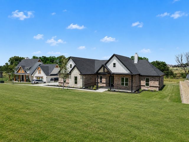 328 Slimp Bluff Avenue, Azle, TX 76020