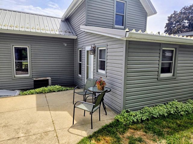 288 Riverside Street, Janesville, WI 53548