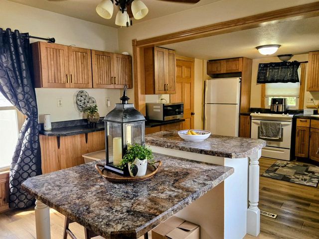 288 Riverside Street, Janesville, WI 53548