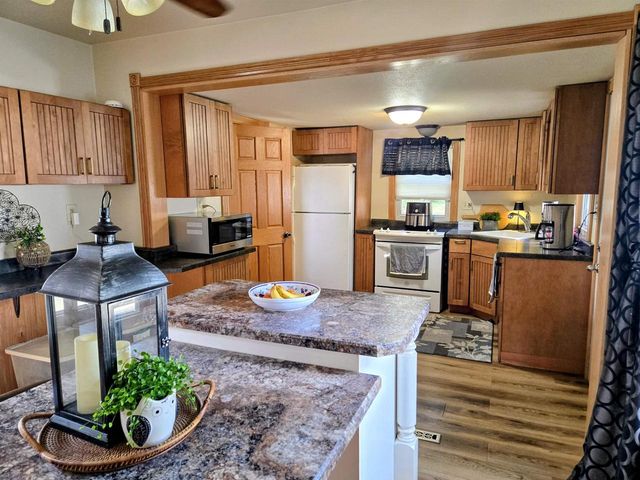 288 Riverside Street, Janesville, WI 53548