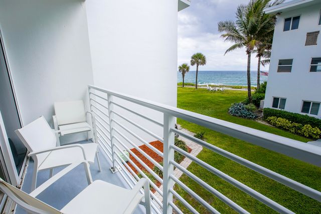 1043 Hillsboro Mile Hillsboro Mile 18c, Hillsboro Beach, FL 33062