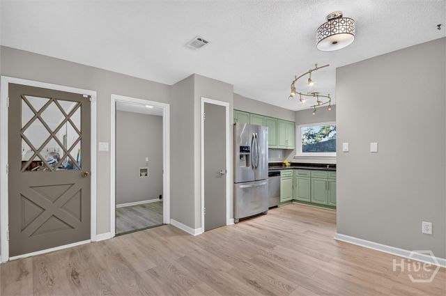 305 Sunderland Drive, Savannah, GA 31419