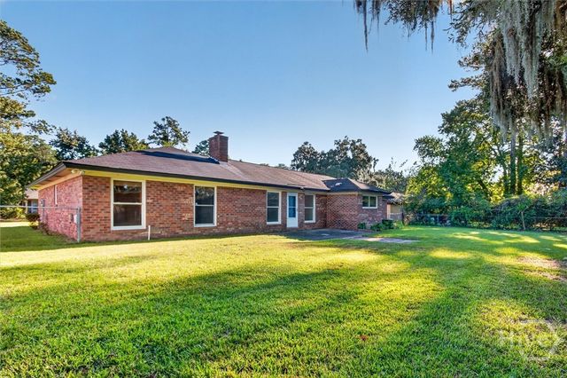 305 Sunderland Drive, Savannah, GA 31419