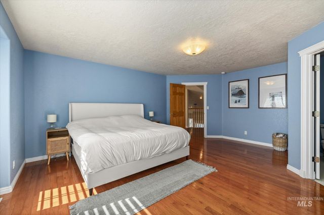 6491 N Hillsboro Pl, Boise, ID 83703