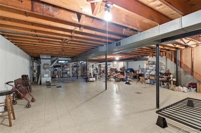 25760 Southwood Drive, Southfield, MI 48075