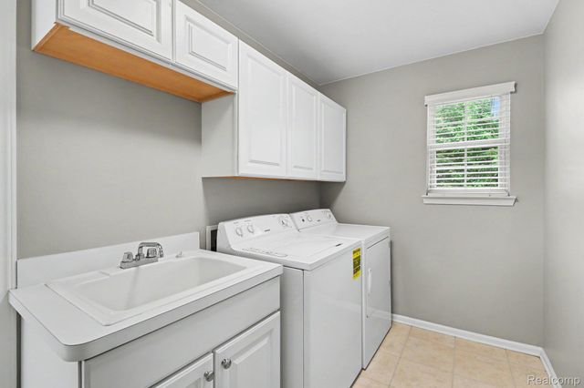 6573 Summit Ridge, Independence Charter Township, MI 48346