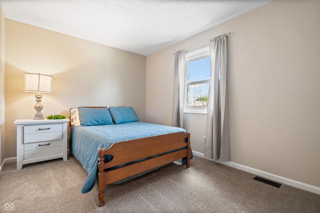 11810 Wainwright Boulevard, Fishers, IN 46038