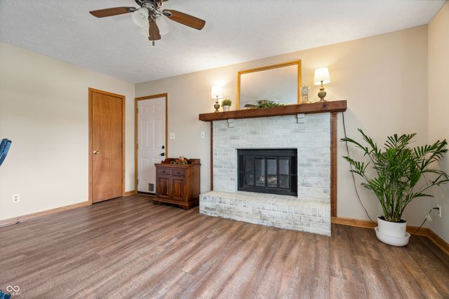 11810 Wainwright Boulevard, Fishers, IN 46038