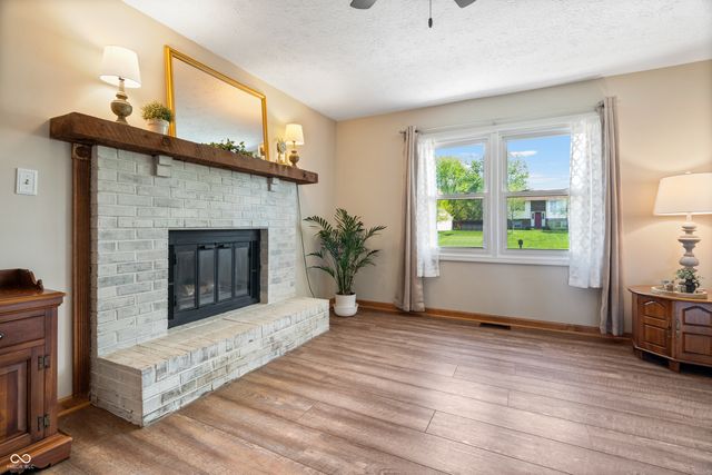 11810 Wainwright Boulevard, Fishers, IN 46038