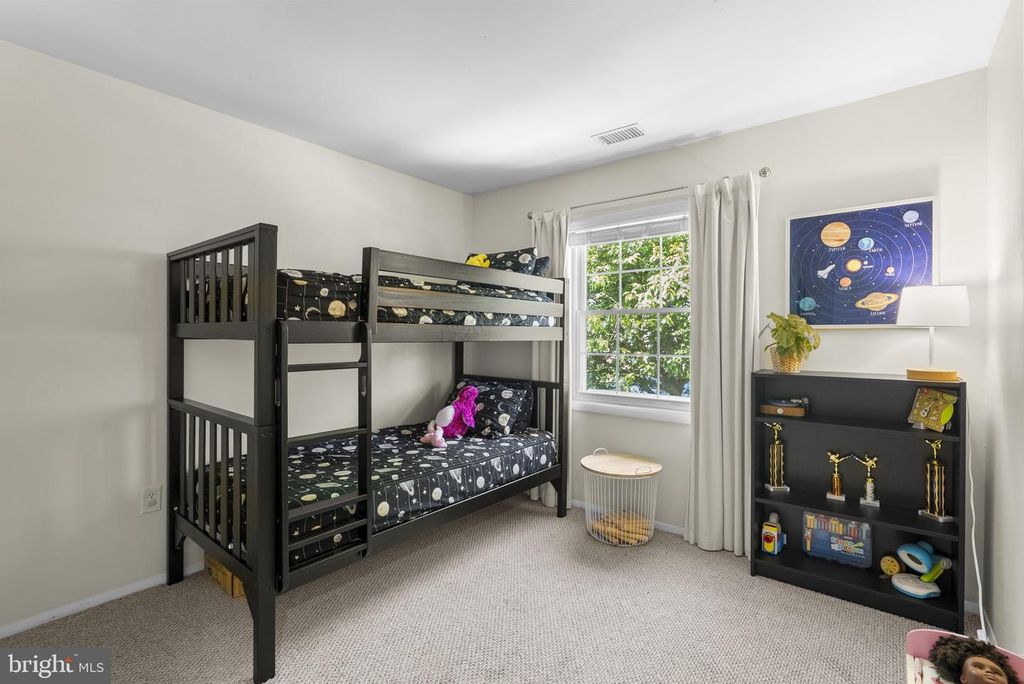 Image 18 of property listing at 1673 FOREST HILL CT, Crofton, MD 21114