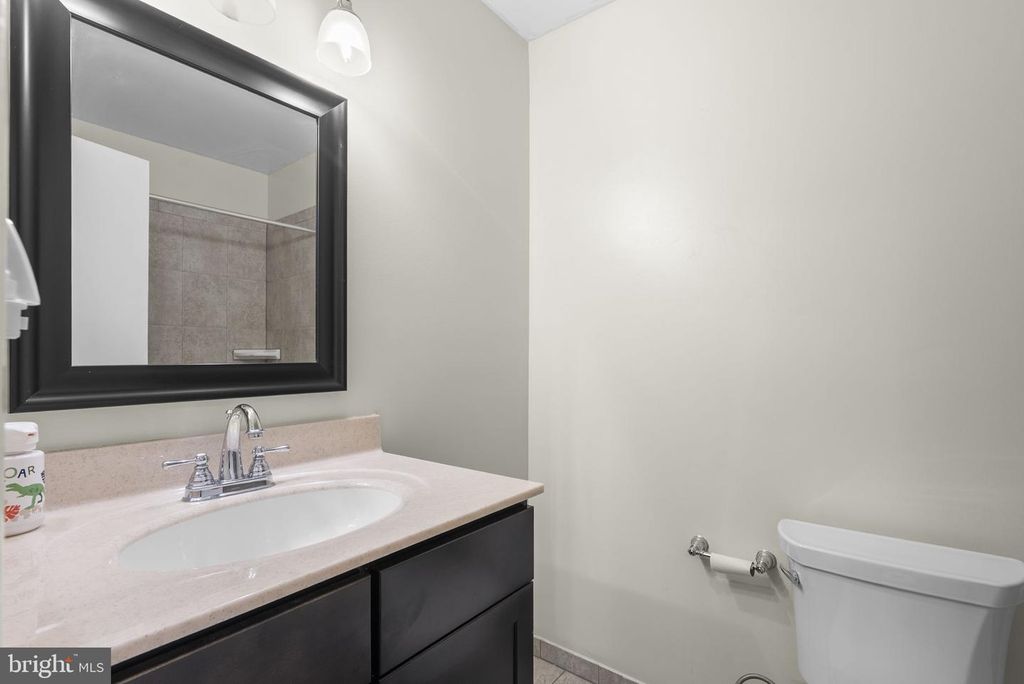 Image 22 of property listing at 1673 FOREST HILL CT, Crofton, MD 21114