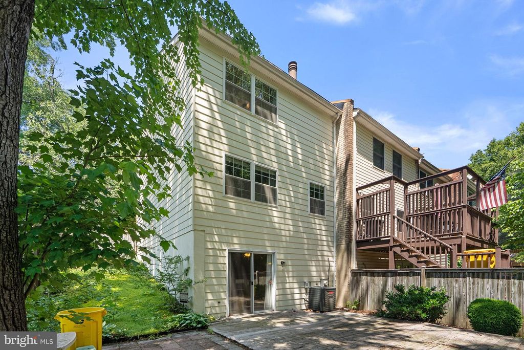 Image 34 of property listing at 1673 FOREST HILL CT, Crofton, MD 21114
