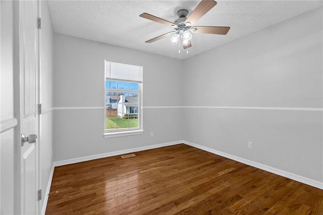 407 Woodson Lane, Greenwood, MO 64034