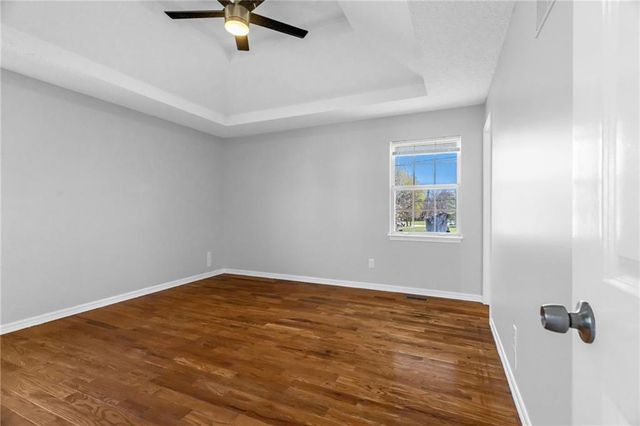 407 Woodson Lane, Greenwood, MO 64034