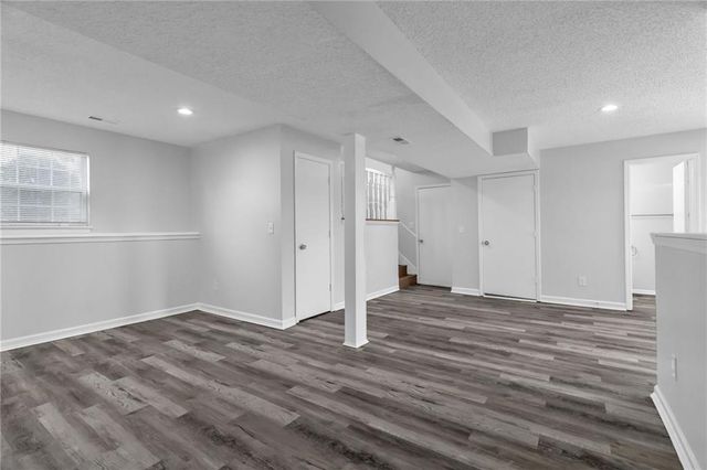 407 Woodson Lane, Greenwood, MO 64034