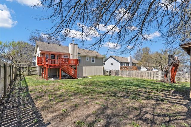 407 Woodson Lane, Greenwood, MO 64034