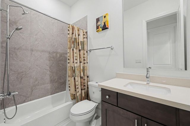 2713 Kinsley Oaks Drive, Houston, TX 77007