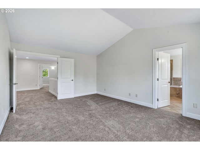 1018 34TH Pl, Forest Grove, OR 97116