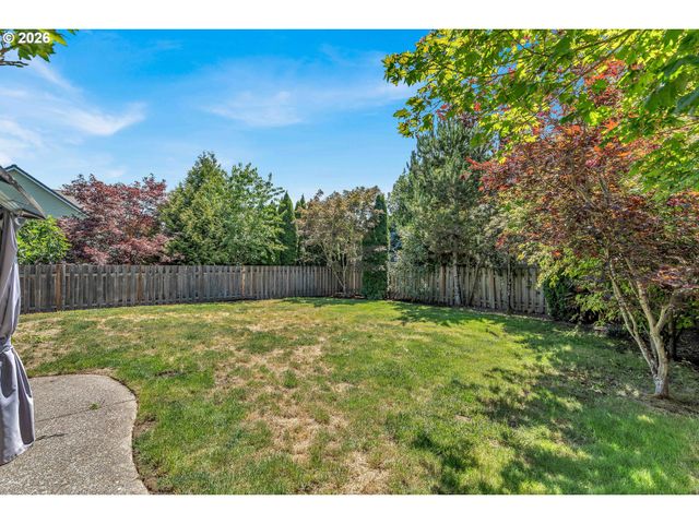 1018 34TH Pl, Forest Grove, OR 97116