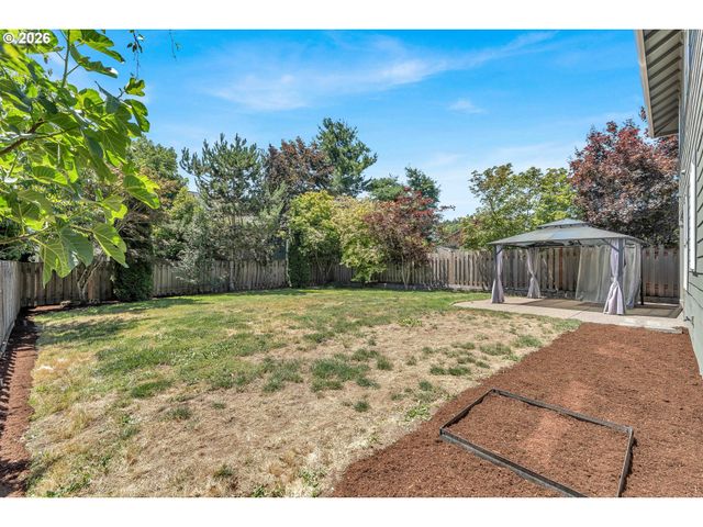 1018 34TH Pl, Forest Grove, OR 97116