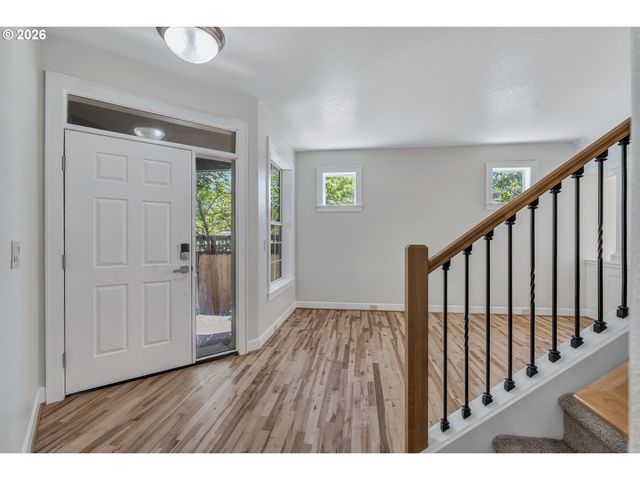 1018 34TH Pl, Forest Grove, OR 97116