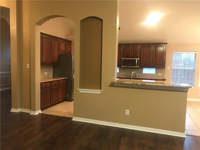 4205 Calloway Drive, Mansfield, TX 76063
