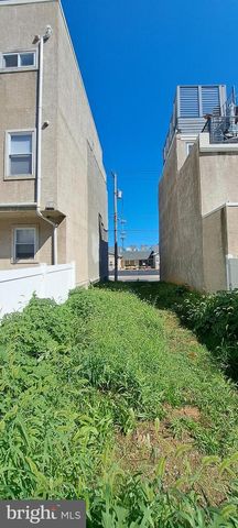 2050 ELLSWORTH ST, Philadelphia, PA 19146