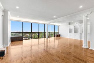 6335 W Northwest Highway 918, Dallas, TX 75225
