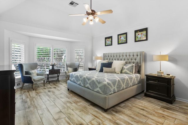 22128 Rose Grass LN, Spicewood, TX 78669