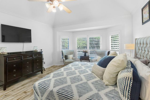 22128 Rose Grass LN, Spicewood, TX 78669