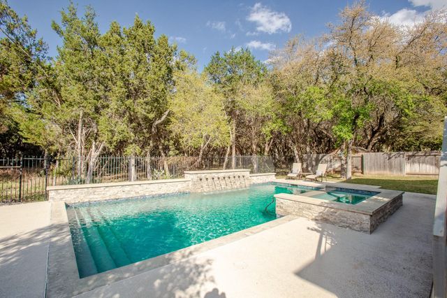 22128 Rose Grass LN, Spicewood, TX 78669