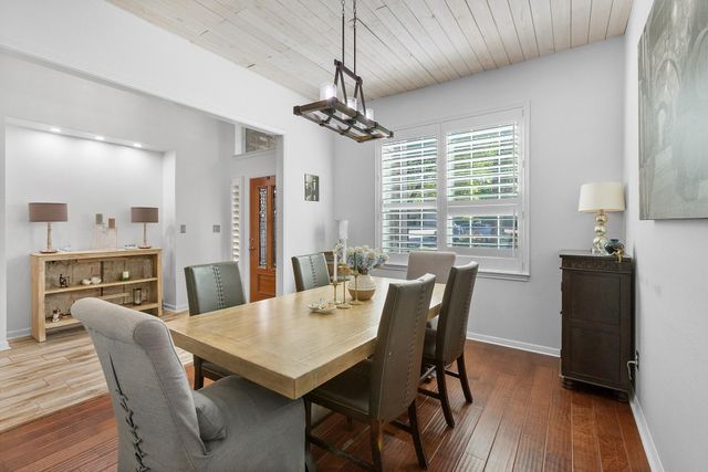 22128 Rose Grass LN, Spicewood, TX 78669