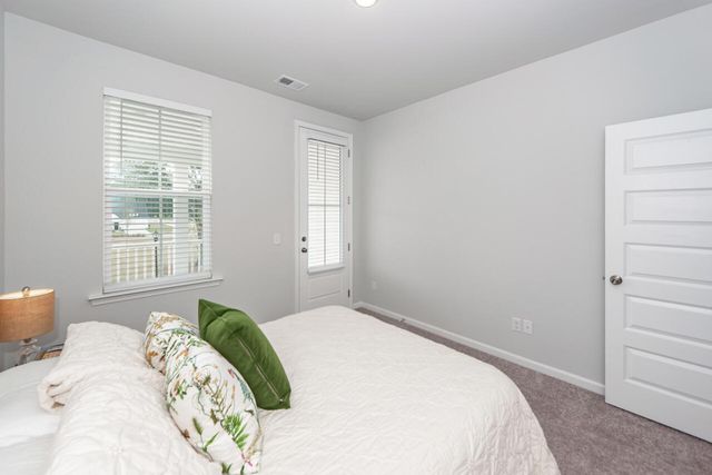 119 Wonder Sol Way, Summerville, SC 29485