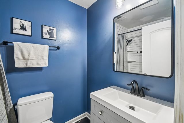 1302 Fall Court, Wheeling, IL 60090