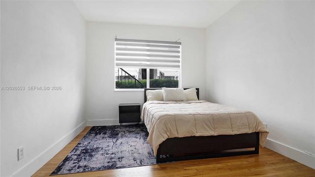 815 W 39, Miami Beach, FL 33140