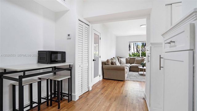 815 W 39, Miami Beach, FL 33140