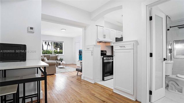 815 W 39, Miami Beach, FL 33140