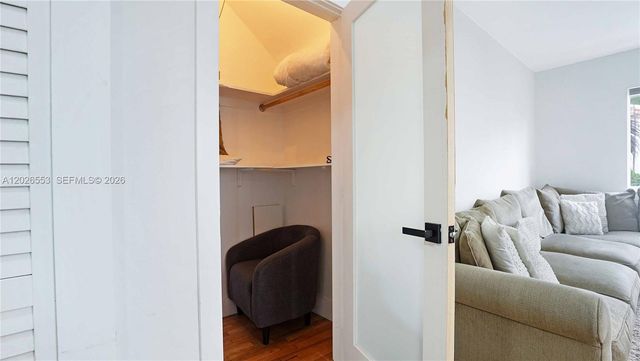 815 W 39, Miami Beach, FL 33140