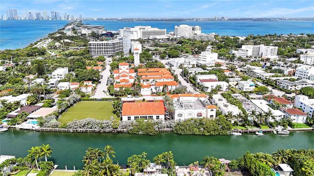 815 W 39, Miami Beach, FL 33140