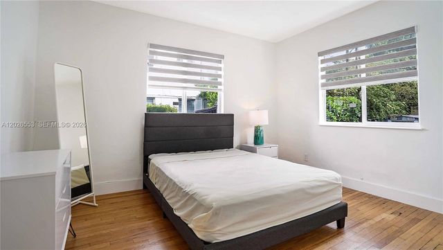 815 W 39, Miami Beach, FL 33140