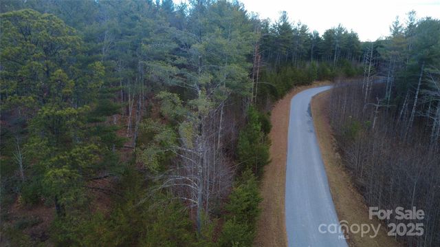 597 Peninsula Reserve Road 34, Nebo, NC 28761