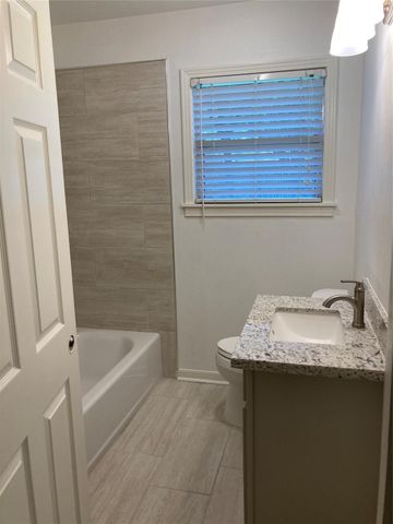 1605 Lamonte Lane, Houston, TX 77018