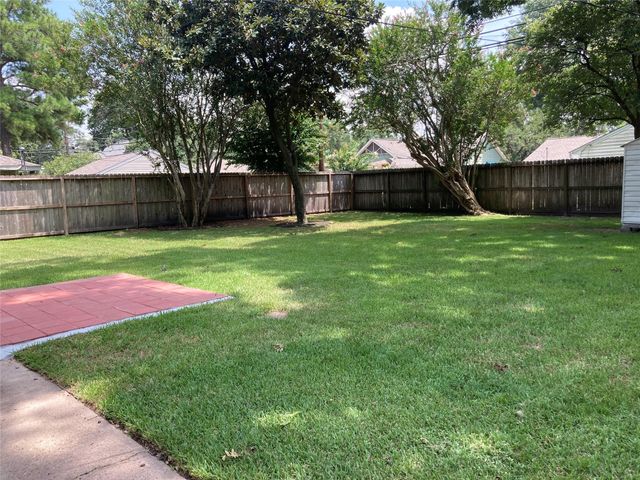 1605 Lamonte Lane, Houston, TX 77018