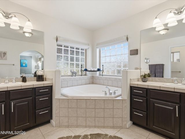 590 Wedge Lane, Fernley, NV 89408
